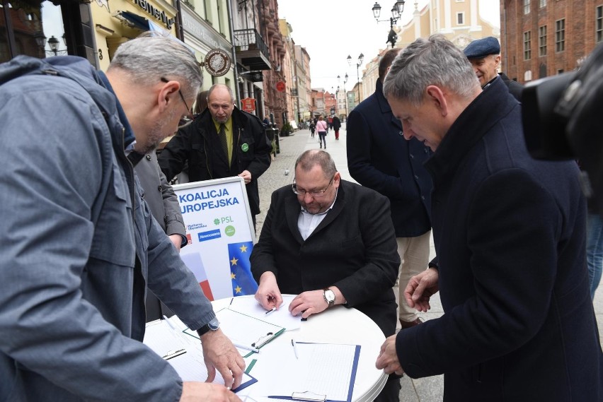 Znane są już prawie wszystkie nazwiska kandydatów do...