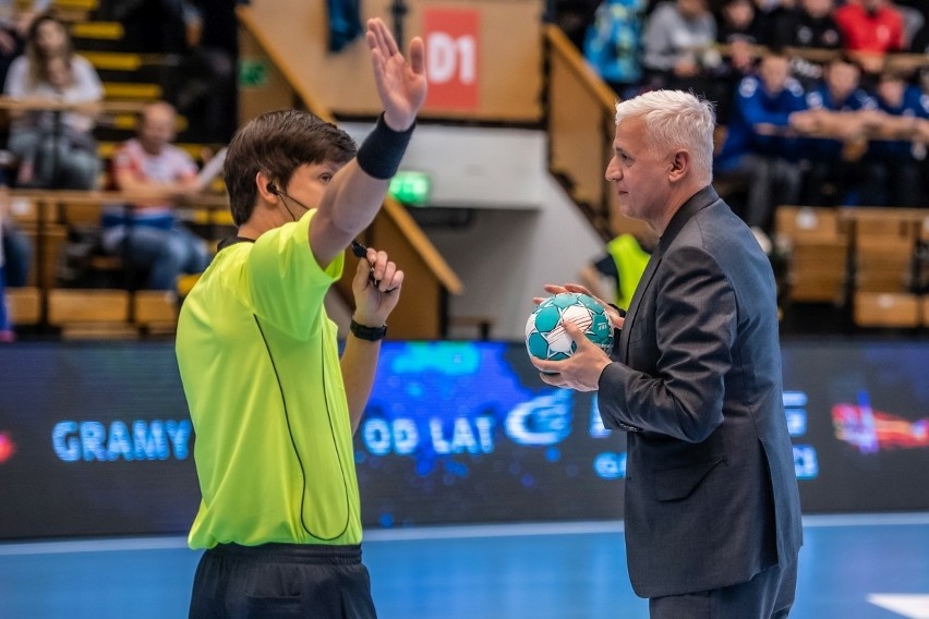 Bogdan Kmiecik jest prezesem i właścicielem handballowego...