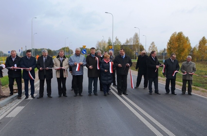 Budowa i rozbudowa drogi wojewódzkiej Nr 690 na odcinku...