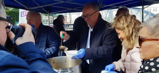 Włodzimierz Czarzasty, Adrian Zandberg i Wanda Nowicka w Sosnowcu.