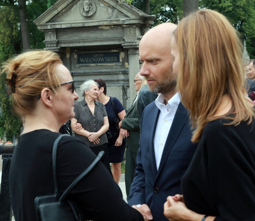 Sądeczanie i dziennikarze pożegnali redaktora Leszka Horwatha [ZDJĘCIA, WIDEO]