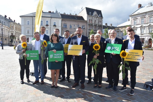 Trzecia Droga przedstawiła kandydatów w okręgu 27.