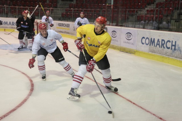 Pierwszy lipcowy trening hokeistów Cracovii na lodowisku przy ul. Siedleckiego