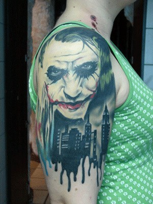 Heath Leadger w roli Jokera na ramieniu naszej Czytelniczki. 