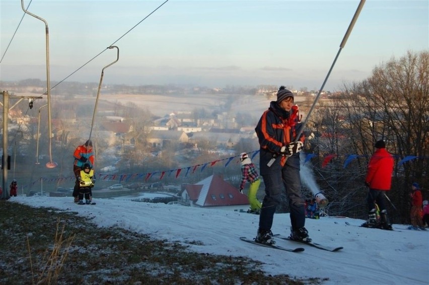 Wielu narciarzy pojawiło się 6 stycznia na stoku w...