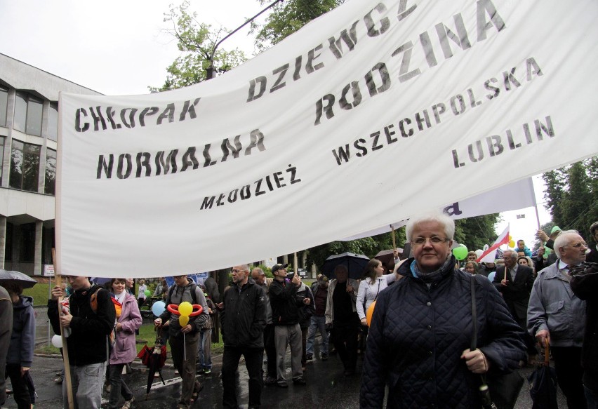 Lublin: Kilka tysięcy osób wzięło udział w Marszu Życia (WIDEO, ZDJĘCIA)