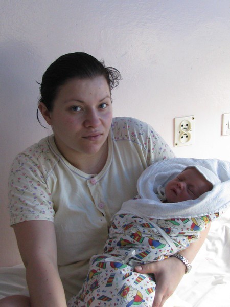 Pierwszym dzieckiem Mileny i Kamila Gwiazdów z Wyszkowa jest chlopiec. Tobiasz urodzil sie 19 marca, wazyl 3230 g i mierzyl 53 cm.