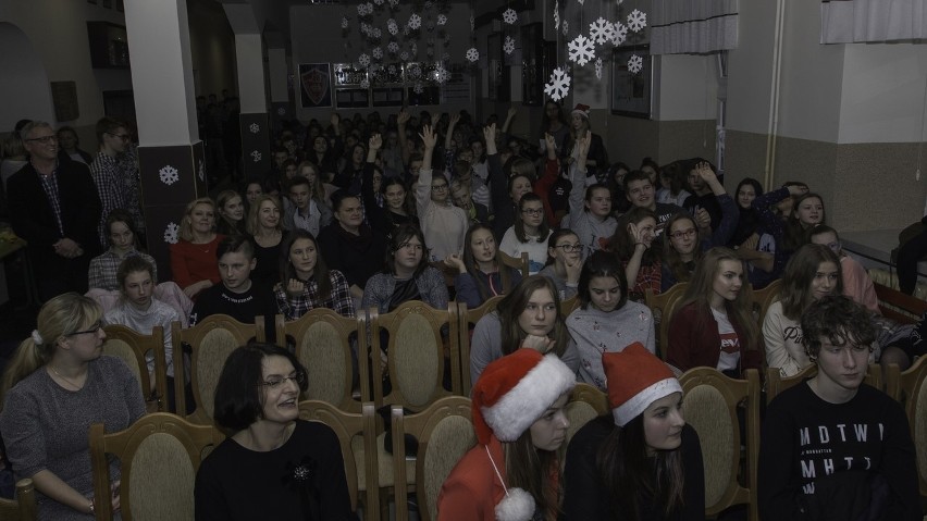 Dzień Języka Niemieckiego w koneckim Liceum. Nagrodzono laureatów konkursów językowych