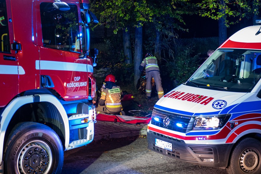 Podhale. Groźny wypadek w Kościelisku. Trzy osoby ranne trafiły do szpitala