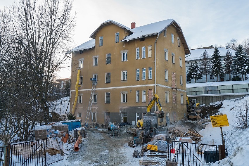 Krynica. Latami czekają na mieszkanie komunalne