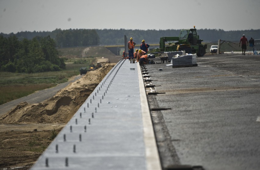 Generalna Dyrekcja Dróg Krajowych  i Autostrad: wszystkie...