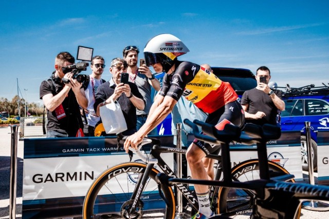 Lider po pierwszym etapie Giro d'Italia, jeździe na czas Belg Remco Evenepoel z grupy Soudal-Quick Step