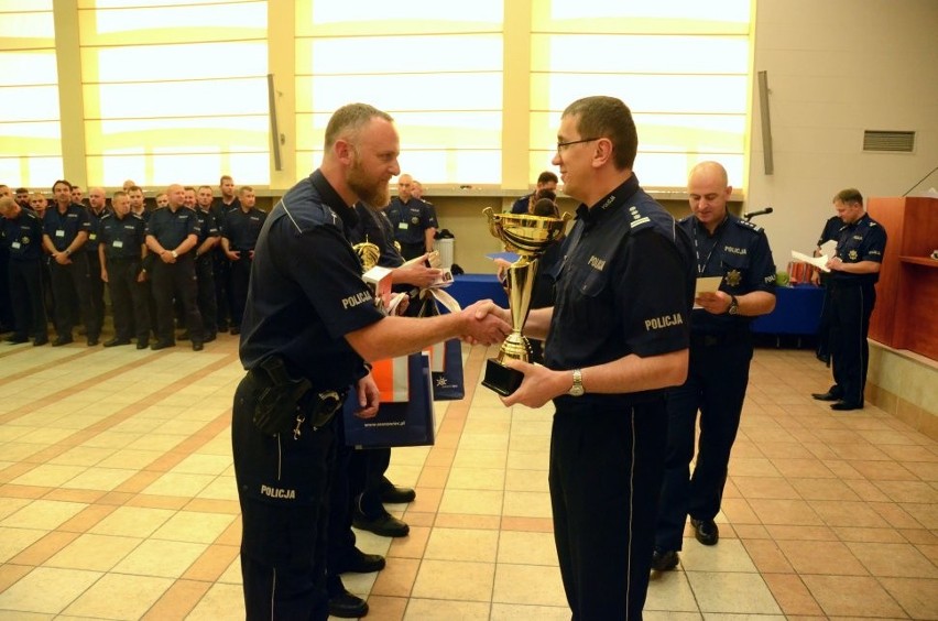 XVI Kynologiczne Mistrzostwa Policji zwyciężył policjant z...