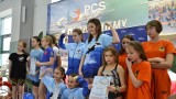 Dużo emocji w pierwszej rundzie Małej Świętokrzyskiej Ligi Pływackiej w Staszowie. Wystartowało prawie 200 zawodników