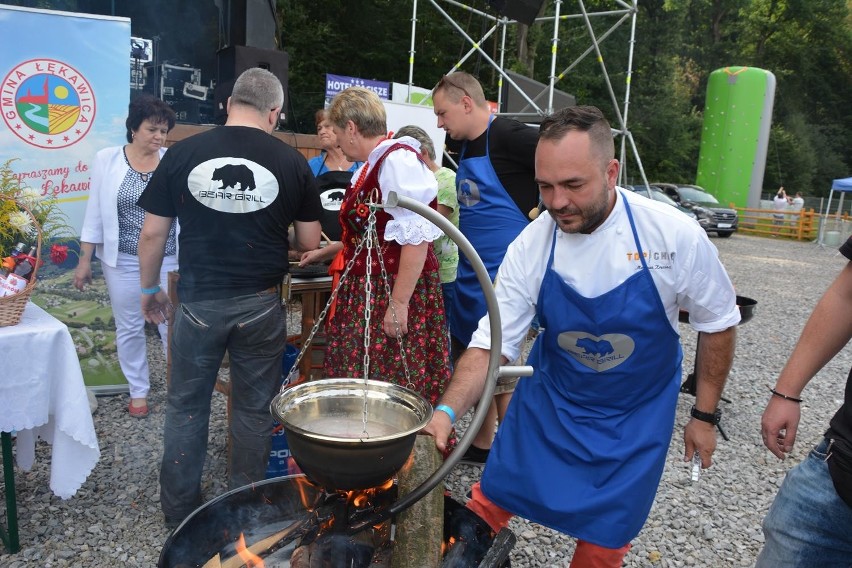 Światowy Festiwal Kwaśnicy 2016. Kulinarny pojedynek wójtów [ZDJĘCIA]