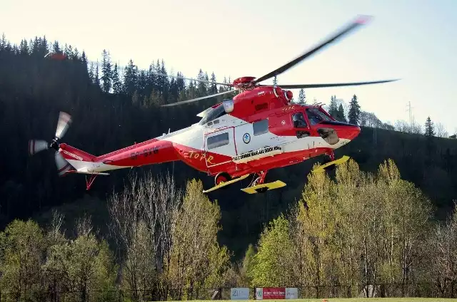 Maszyna pogotowia musi przejść przegląd silników. W Tatrach zastąpi ją policyjny helikopter