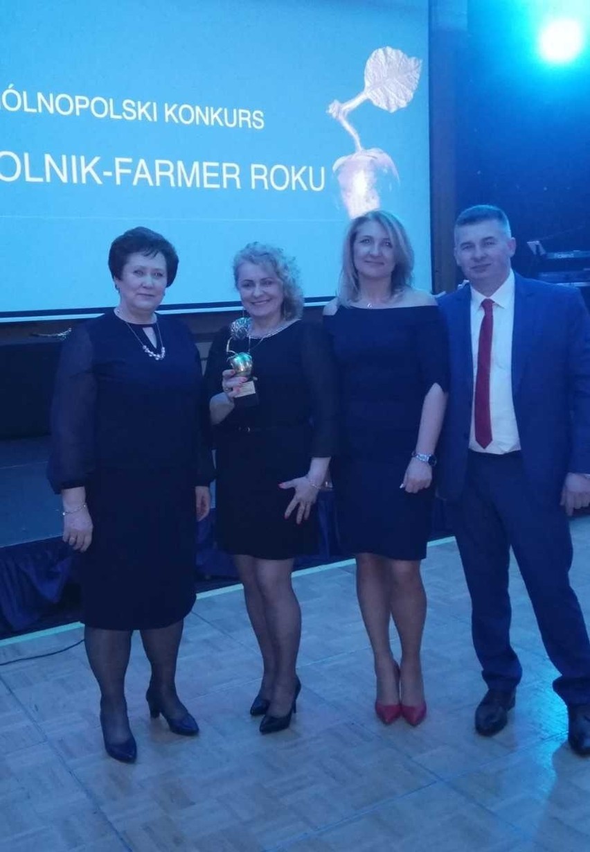 Rolnik Farmer Roku. Małgorzata i Krzysztof Wojtachowie ze Szpakowa zwyciężyli w krajowym konkursie