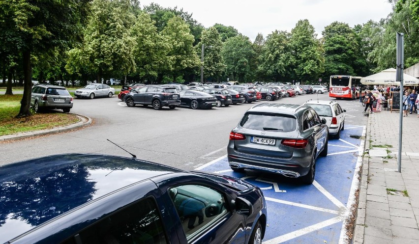 Gdzie zaparkować w Gdańsku? Ile za parking nadmorski? Strefa Płatnego Parkowania. Stawki, godziny otwarcia, lokalizacje