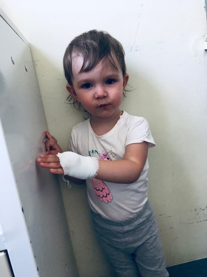 Ostrołęka. Lenka ucieka przed wyrokiem. Niespełna 2-letnia dziewczynka walczy z rdzeniowym zanikiem mięśni. Pomóc może najdroższy lek świata