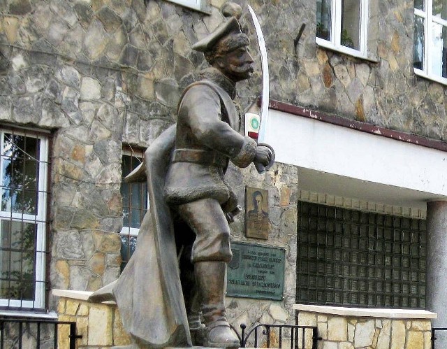 Centralne, państwowe uroczystości odbędą się przed pomnikiem generała Mariana Langiewicza w Wąchocku