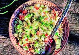 Tabbouleh, czyli aromatyczna sałatka z kaszą bulgur [PRZEPIS]