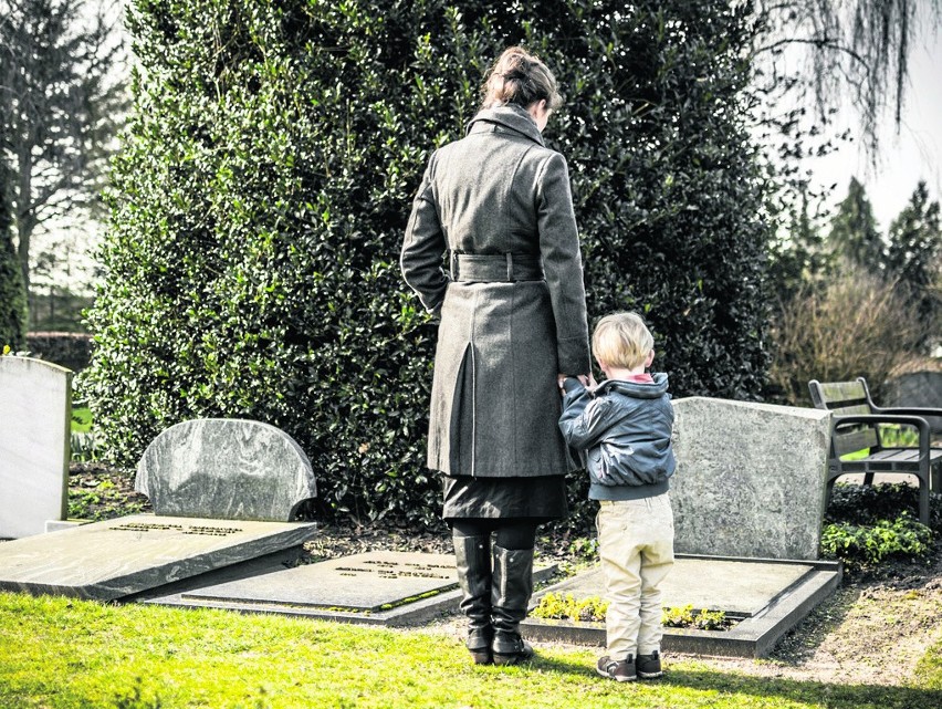 Magazyn Rodzinny. Półmetek ciąży, wabienie jeża i rozwód z psem