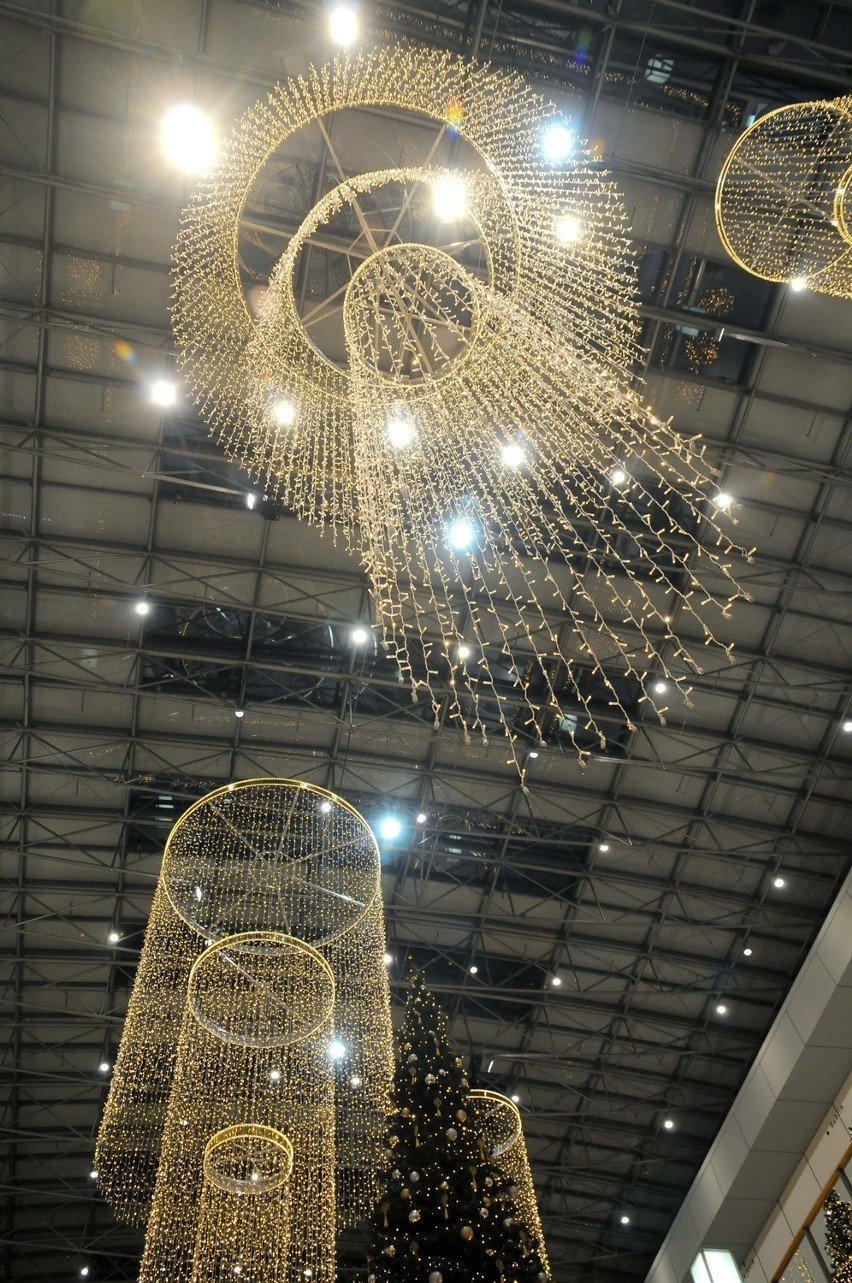 Świąteczna iluminacja Galerii Krakowskiej [ZDJĘCIA] 