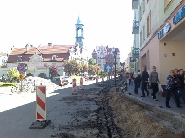 Prace na Rynku w Kluczborku już się rozpoczęły