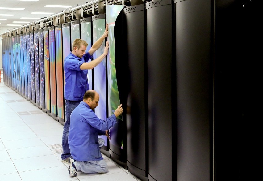TITAN: Nowy superkomputer dla naukowców