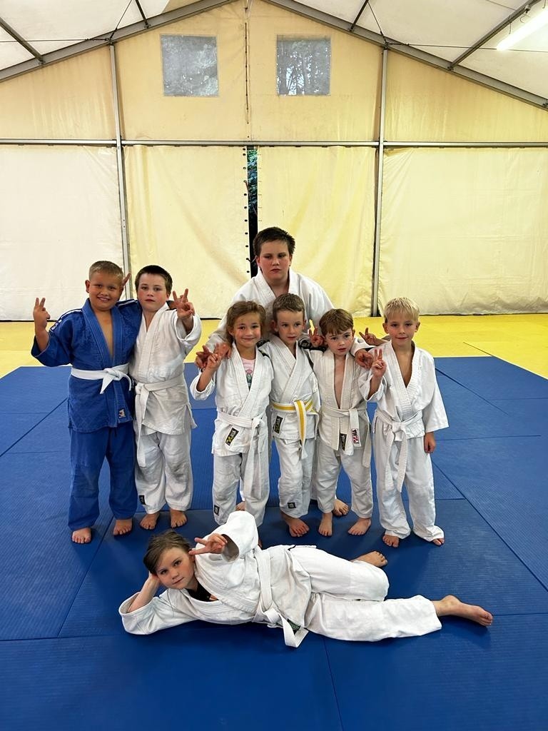 Młodzi judocy na zgrupowaniu sportowym w Starym Kaleńsku koło Czaplinka