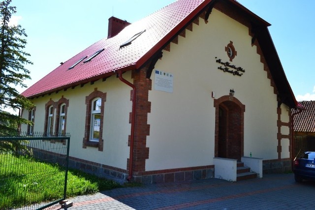 Gmina Somonino pozyskała prawie pół miliona złotych na przebudowę budynku po starej szkole w Piotrowie.
