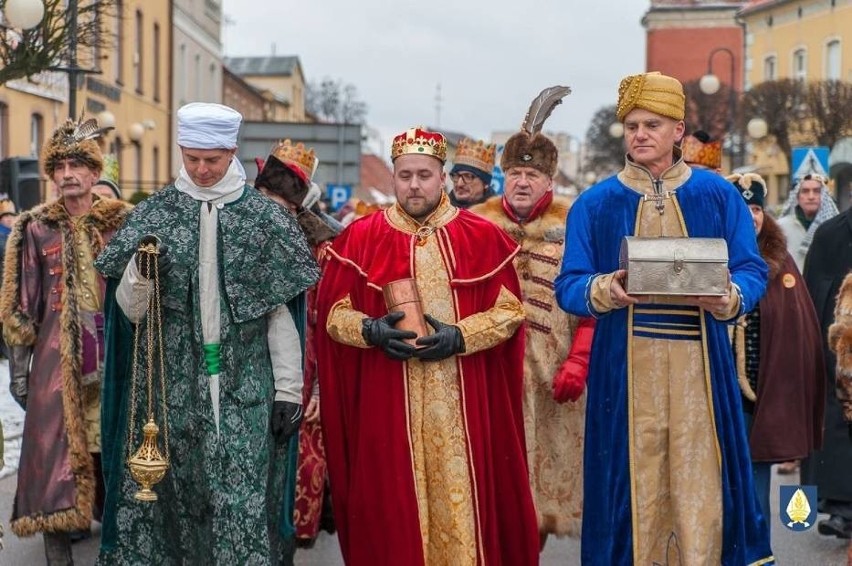 Orszaki Trzech Króli 2020 przejdą ulicami miast na Pomorzu. Święto Trzech Króli 6.01.2020 r. Programy, lista miejscowości, trasy, godziny