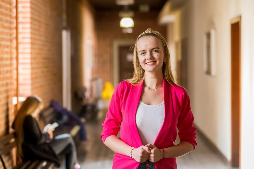 Marta Okońska jest studentką II roku psychologii na...