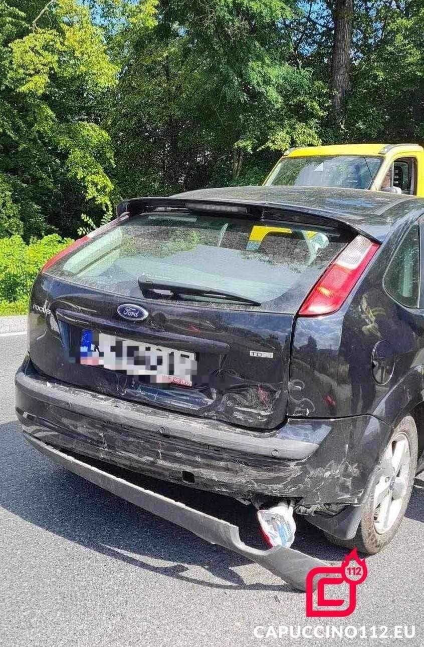  Wypadek w Jurkowie na DK75, zderzenie trzech samochodów, kobieta z trzymiesięcznym dzieckiem trafiła do szpitala. Zobacz zdjęcia