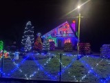 Mieszkaniec Hermanowic koło Przemyśla swój dom ozdobił ponad 25 tysiącami kolorowych światełek [ZDJĘCIA]