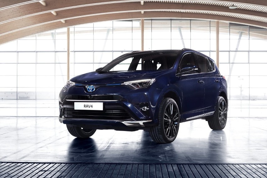 Toyota RAV4 Hybrid Sapphire...