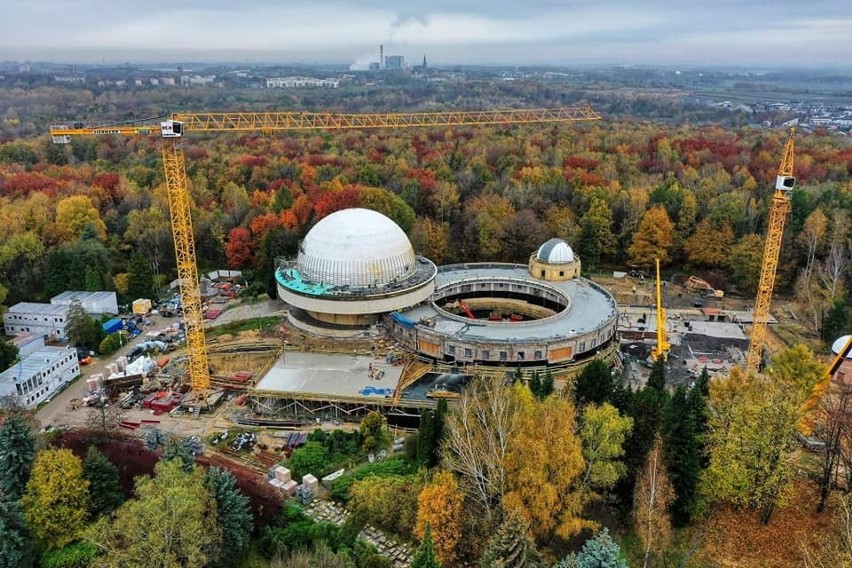 Sala projekcyjna Planetarium Śląskiego zyska nowy projektor...