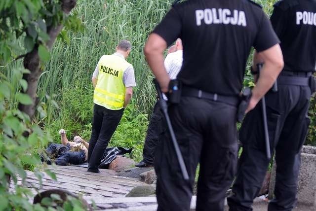archiwum/ Policjanci wyjaśniają okoliczności śmierci mężczyzny w Topolinku