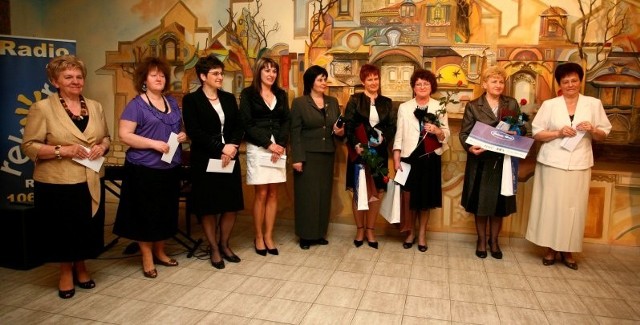 Laureatki: Mariola Żołyniak, Barbara Gąsiorowska, Barbara Gontarek, Anna Lidak, Teresa Majkusiak, Zofia Kosno, Marzena Paduch. Brakuje Jadwigi Porczyńskiej.