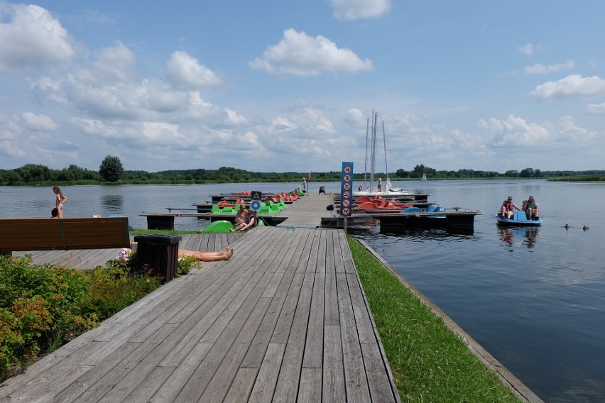 Plaża Dojlidy przeżywa oblężenie. Białostoczanie wypoczywają...