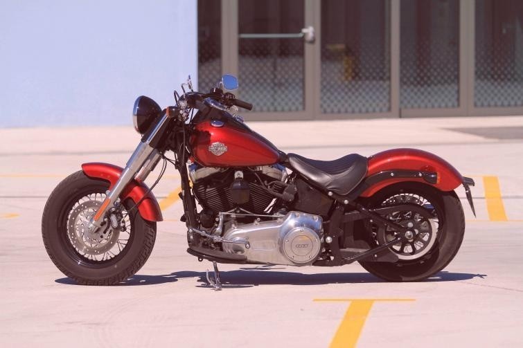 Testujemy: Harley-Davidson Softail Slim - twardziel (foto,...