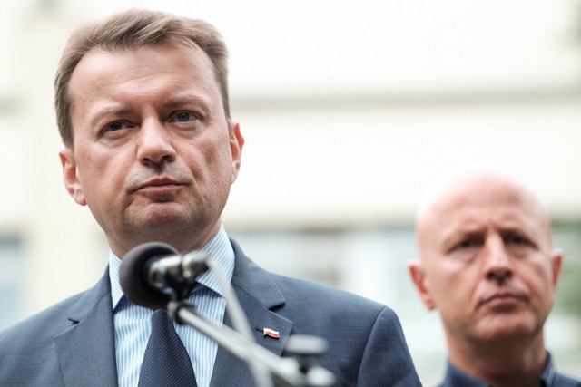 Minister Mariusz Błaszczak pogratulował mieszkance Gliwic, bo dzięki niej zatrzymano oszusta