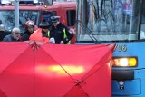 Śmiertelny wypadek na Aleksandrowskiej! Starszy mężczyzna potrącony przez tramwaj