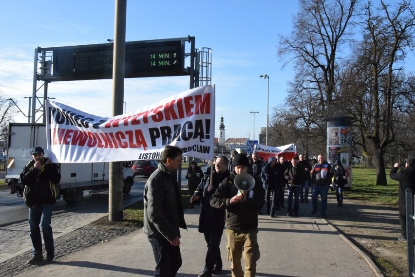 Protest listonoszy we Wrocławiu [ZDJĘCIA]