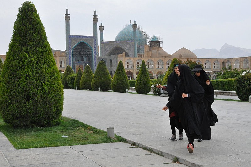 Iran. Isfahan. Plac Imama - centrum "połowy świata"