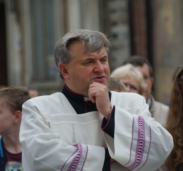 Ksiądz Mirosław Miłek, proboszcz z Sieradza