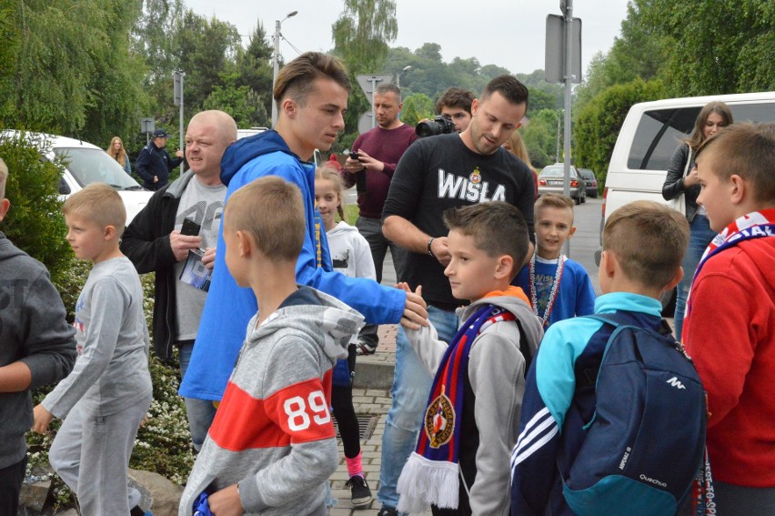 Tego popołudnia kibice Wisły długo nie zapomną! Carlitos, Paweł Brożek, Arkadiusz Głowacki i reszta drużyny odwiedziła Dobczyce