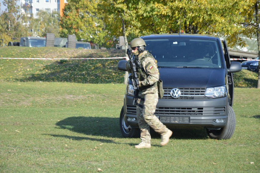 Piknik Niepodległościowy Służb Mundurowych w Opolu.