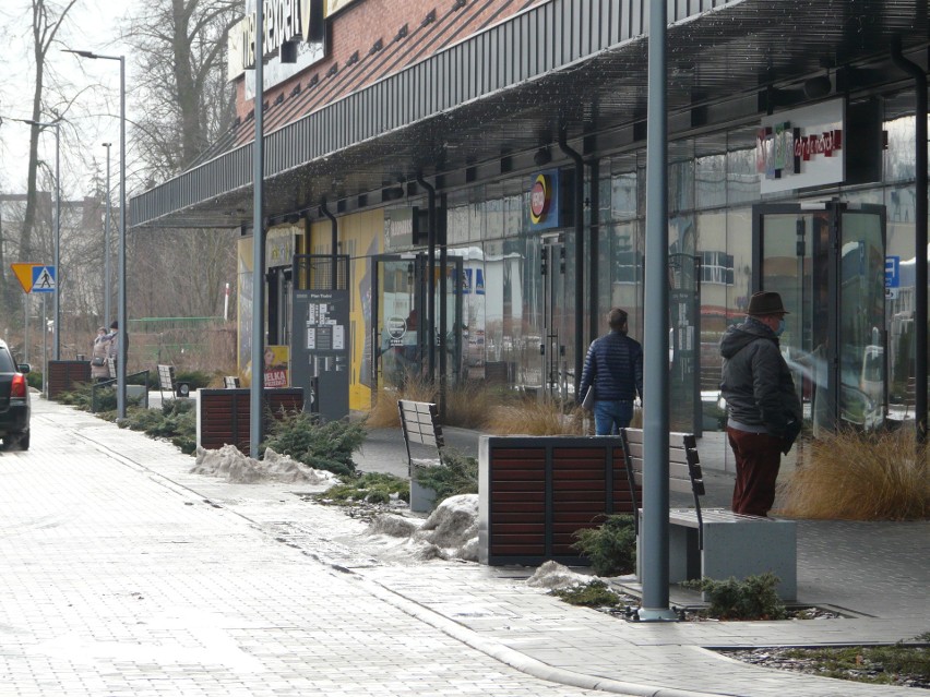 Pabianice. Galerie handlowe otwarte. Pabianiczanie tłumnie ruszyli na zakupy? ZDJĘCIA