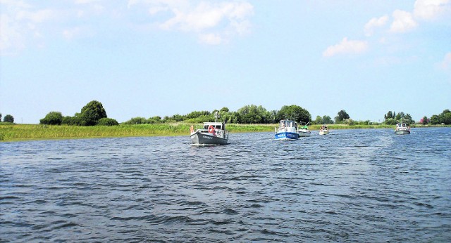 Wody Pętli Żuławskiej są dużą atrakcją turystyczną, ale mogą też służyć jako szlaki transportowe